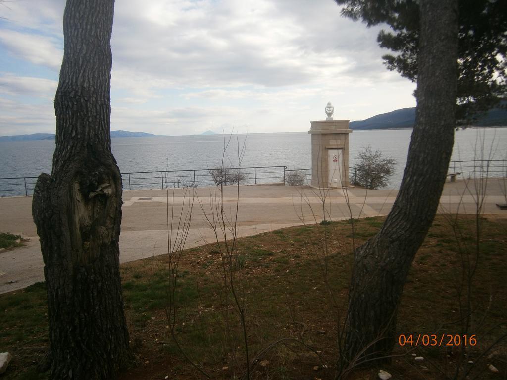 Apartments Sea And Sun Rabac Exteriör bild